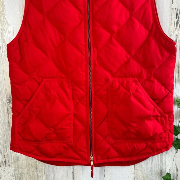 J Crew Quilted Puffer Vest Sz M Hot Red Zip Up Down Sleeveless Jacket - Picture 4 of 8